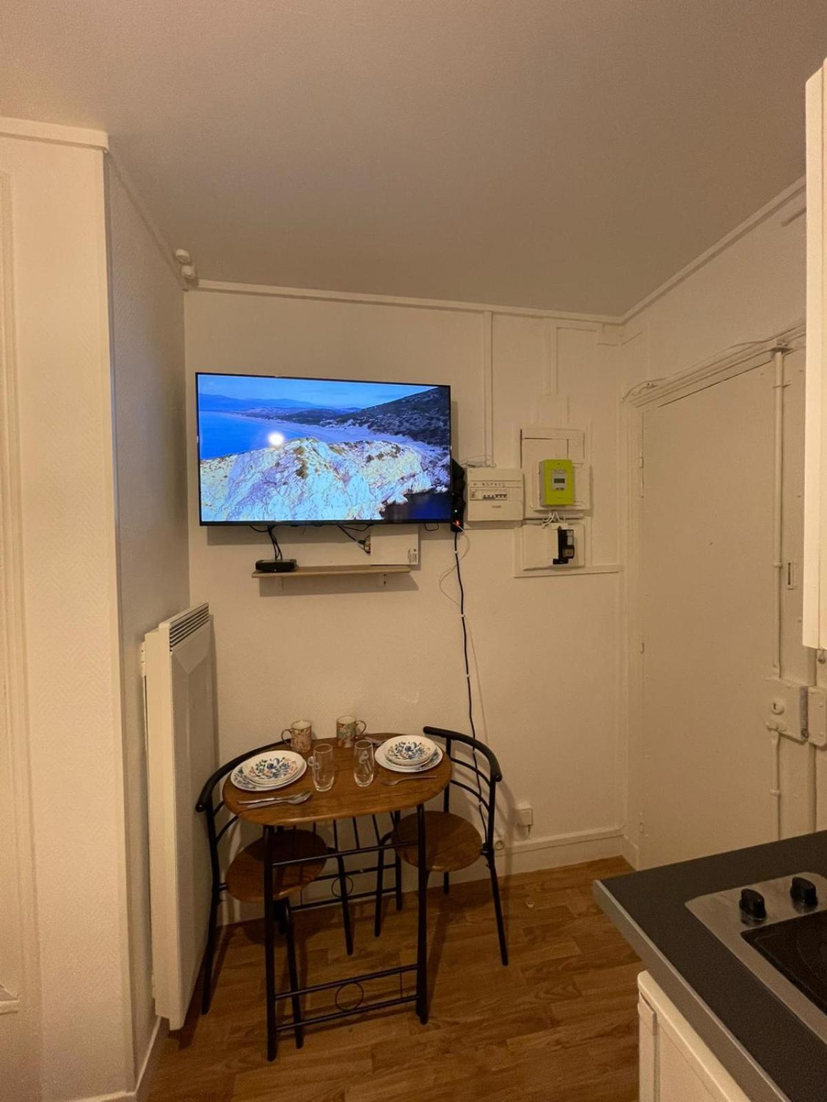 Dame De Fer Apartment Paris Exterior photo